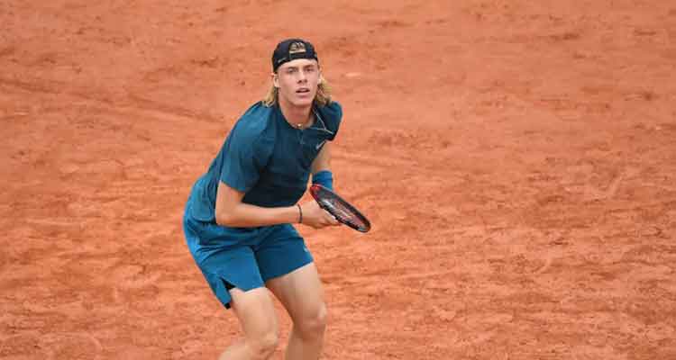 tay vợt tennis
